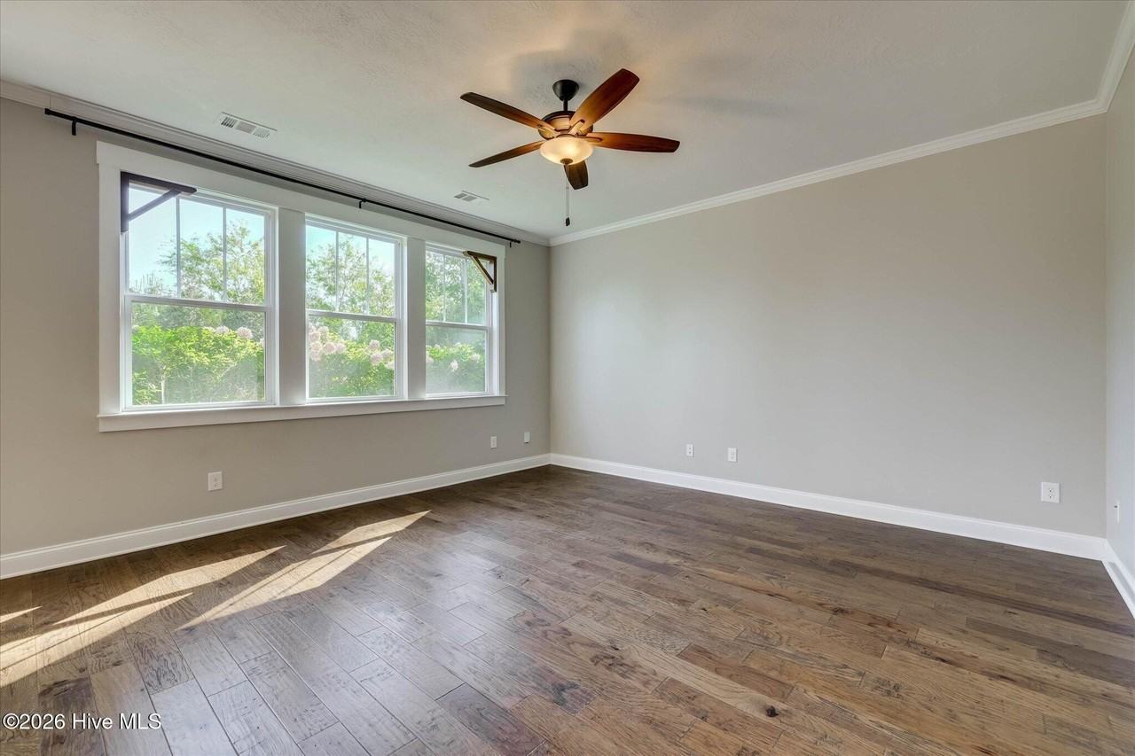 1003 Glenhaven Dr - Photo 5 of 32