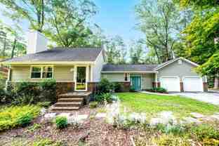 512 Haywood Creek Dr - Photo 1 of 1