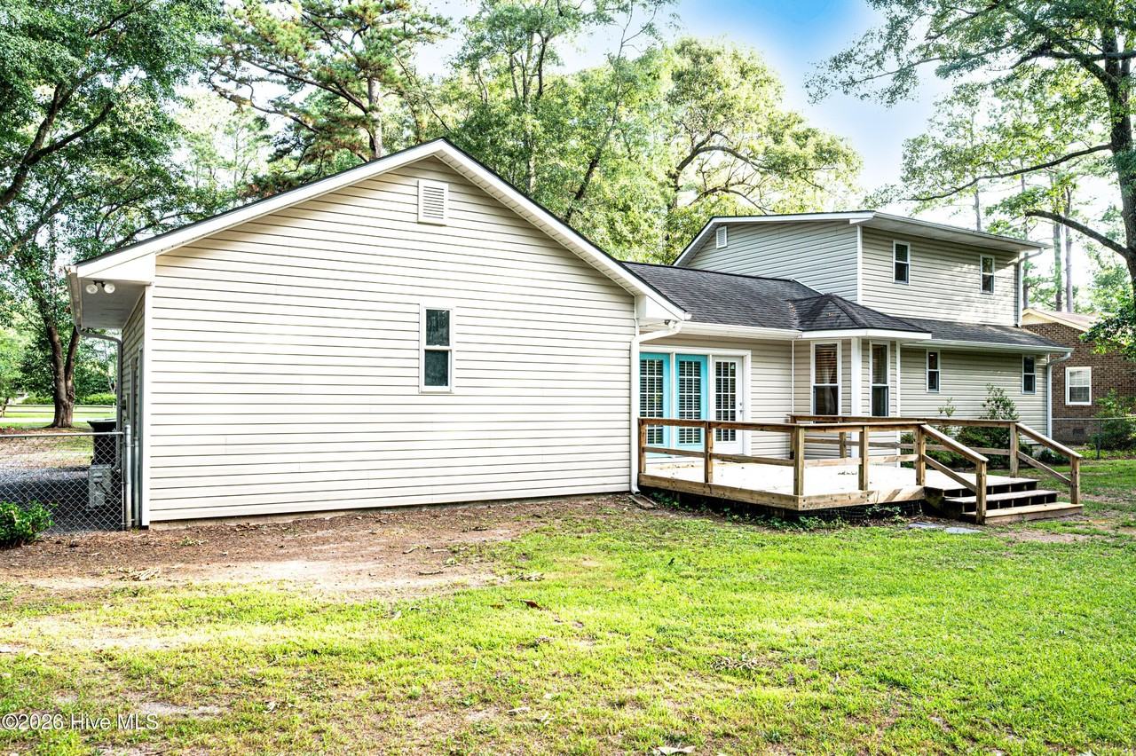 512 Haywood Creek Dr - Photo 6 of 28