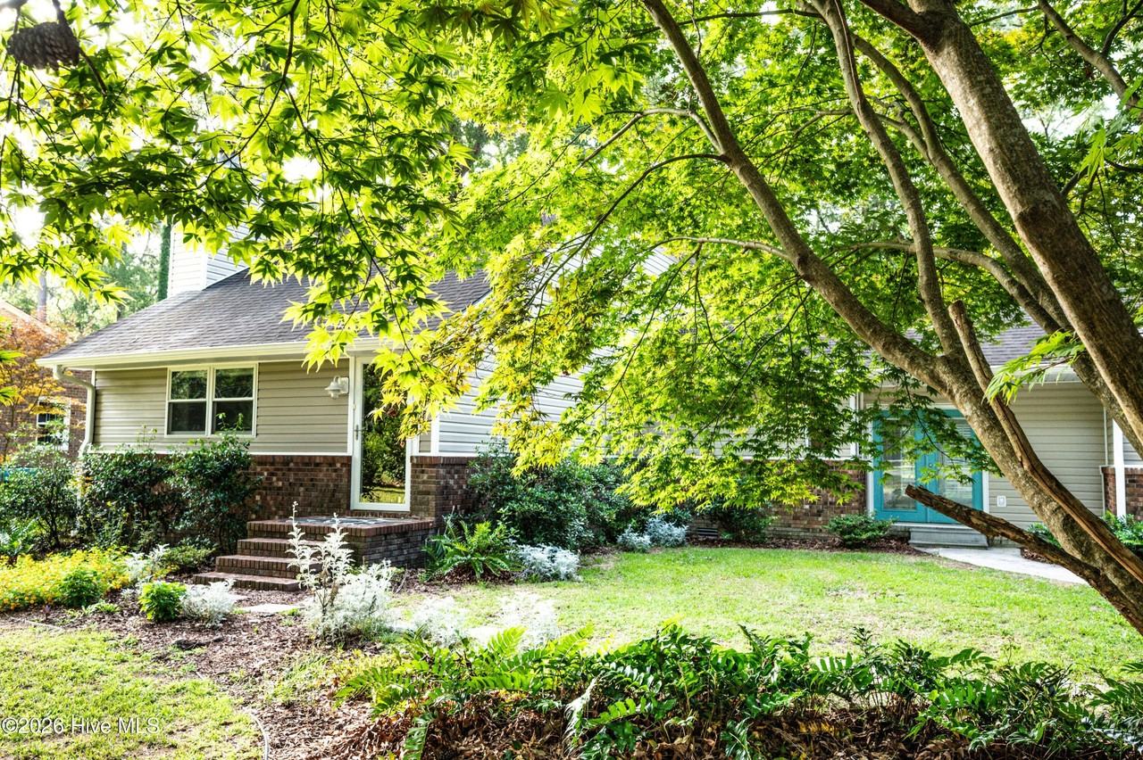 512 Haywood Creek Dr - Photo 7 of 28