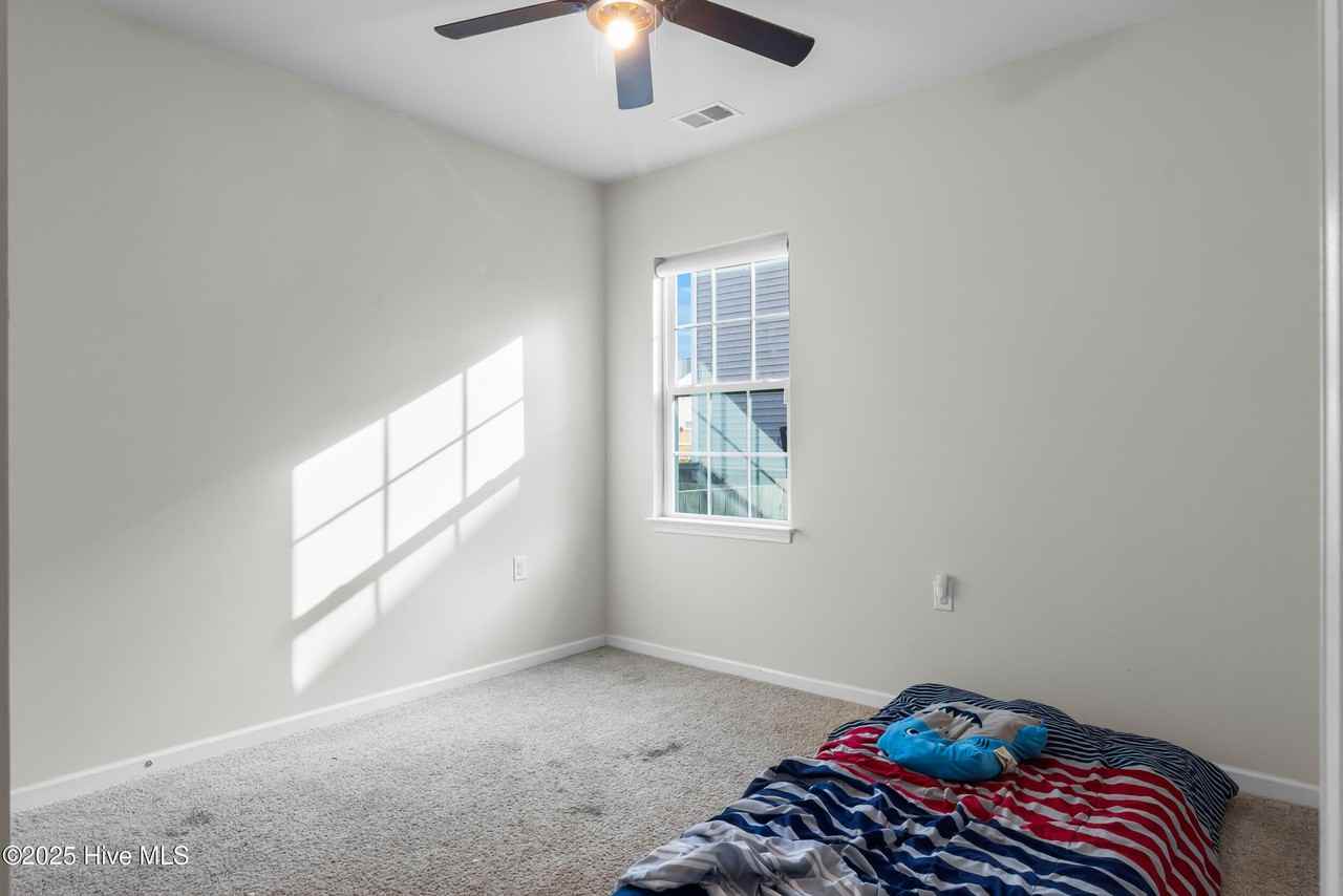 316 Isabelle St - Photo 5 of 28