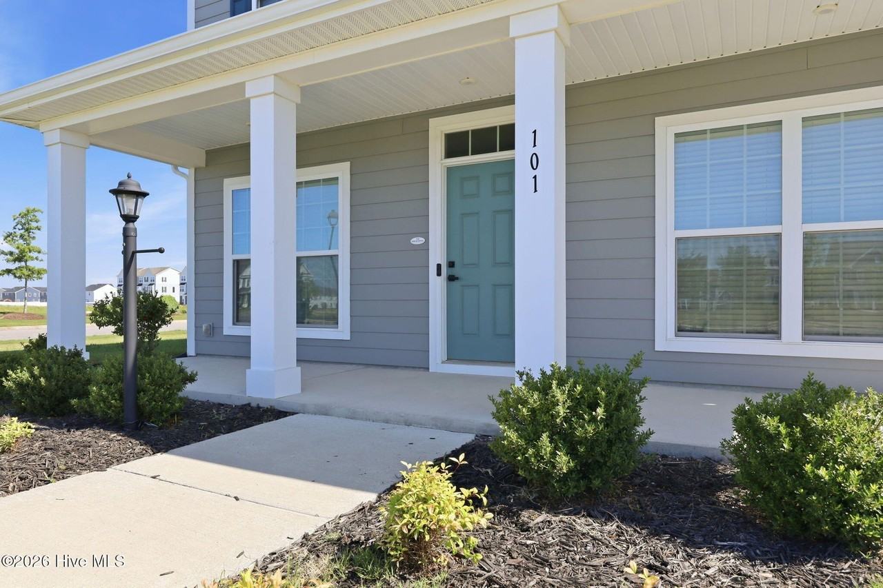 101 Iris Cir - Photo 3 of 43