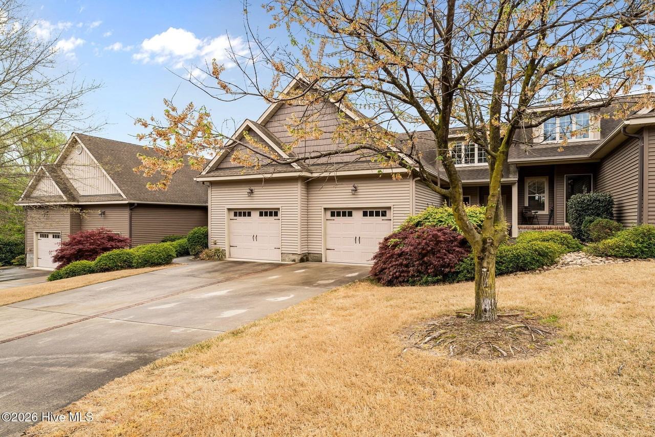 41 Cypress Cir - Photo 4 of 38