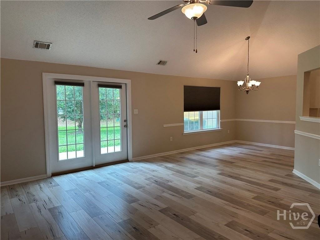 223 Chippingwood Cir - Photo 5 of 22