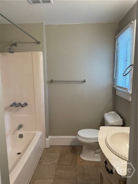228 E Henry St #A - Photo 6 of 12