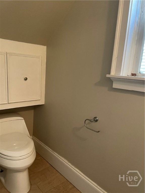 228 E Henry St #A - Photo 7 of 12
