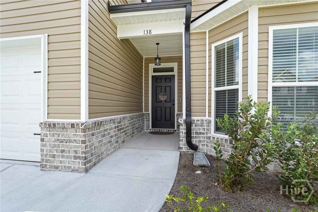 138 Sams Dr - Photo 2 of 30