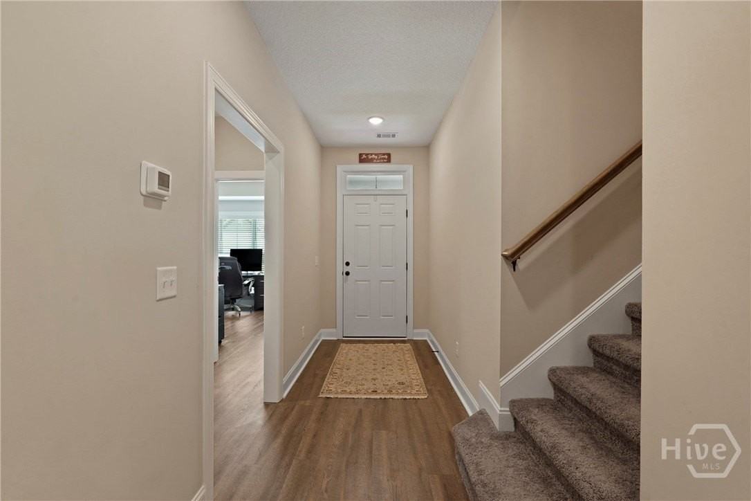 138 Sams Dr - Photo 4 of 30