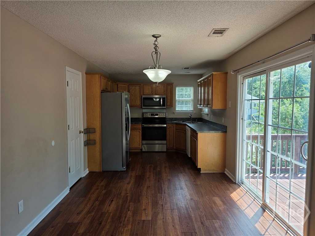 Aspen Dr - Photo 5 of 28
