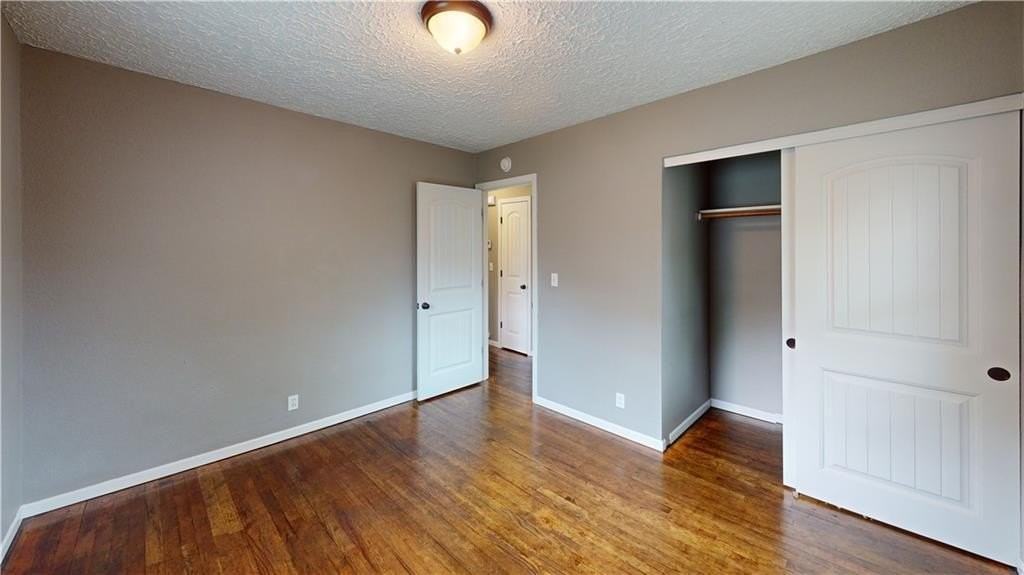 1010 W Douglas St - Photo 5 of 10