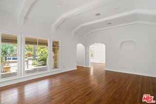 2347 Glendon Ave - Photo 4 of 8