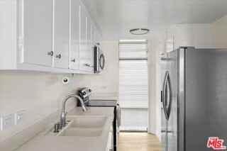 4265 Marina City Dr #909 - Photo 3 of 8