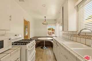 7407 Naylor Ave - Photo 7 of 8