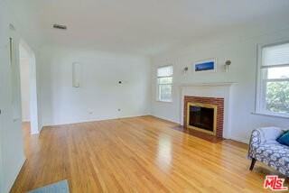 1212 Pine St - Photo 6 of 8