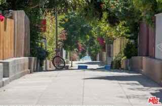 119 Paloma Ave #G - Photo 7 of 8