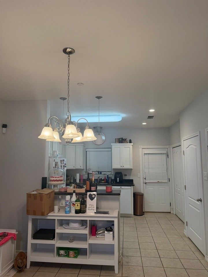 602 Basswood Dr #201 - Photo 4 of 10