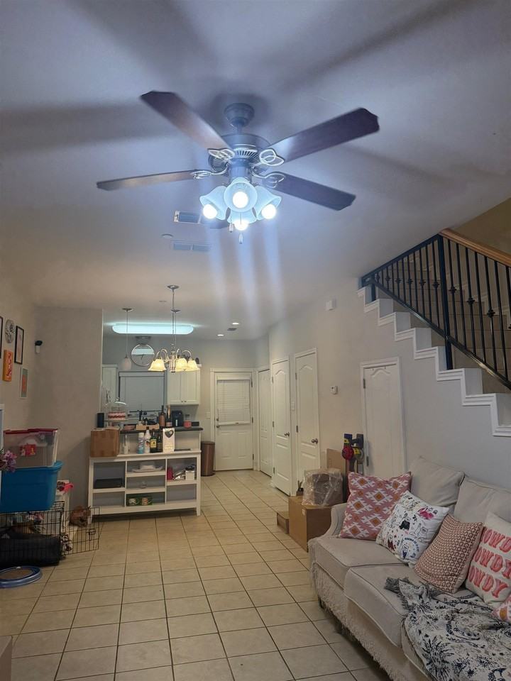 602 Basswood Dr #201 - Photo 5 of 10
