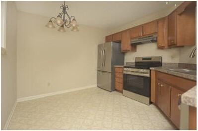 71 Forest Hill Dr - Photo 4 of 8