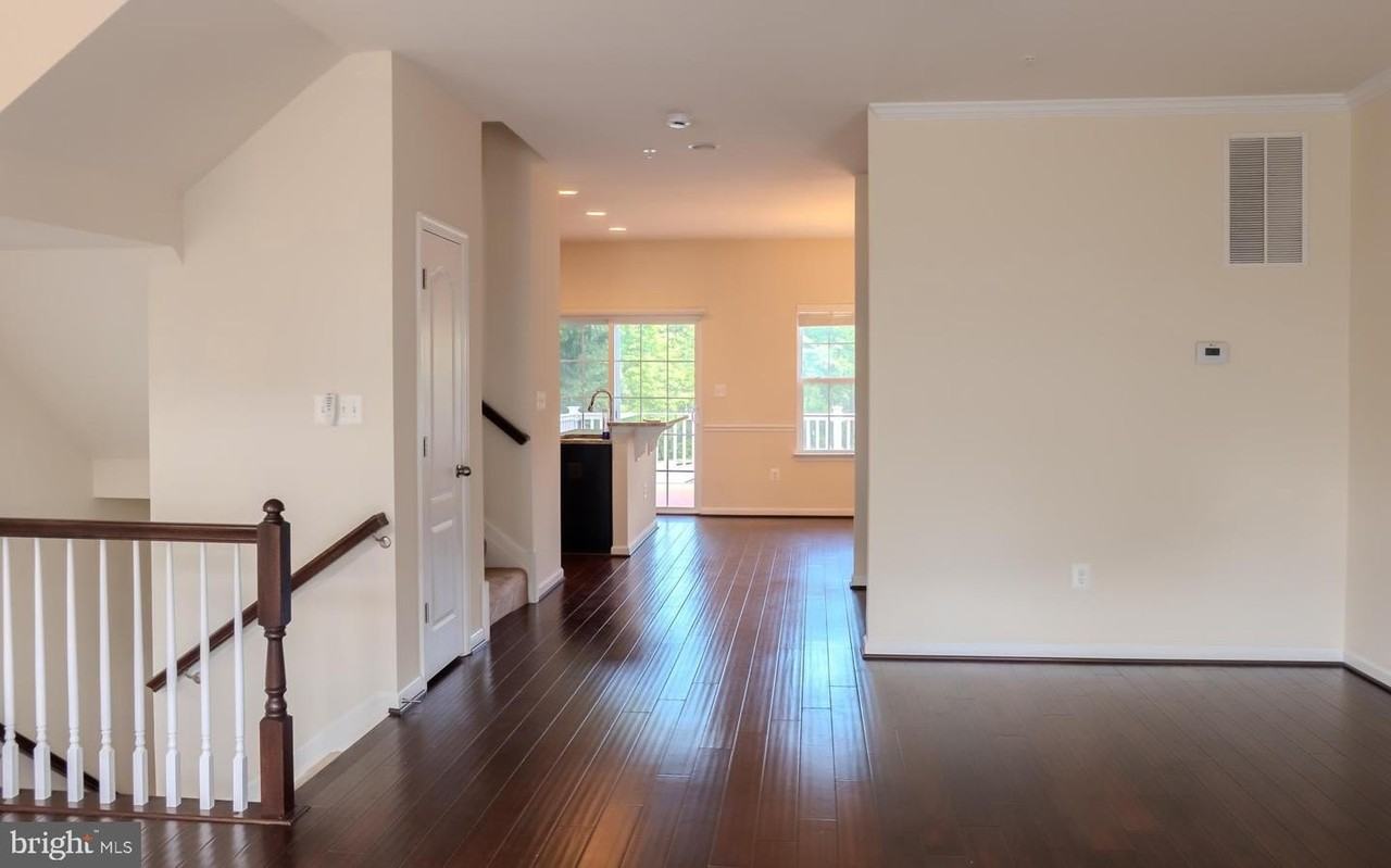 726 Millhouse Dr - Photo 5 of 40