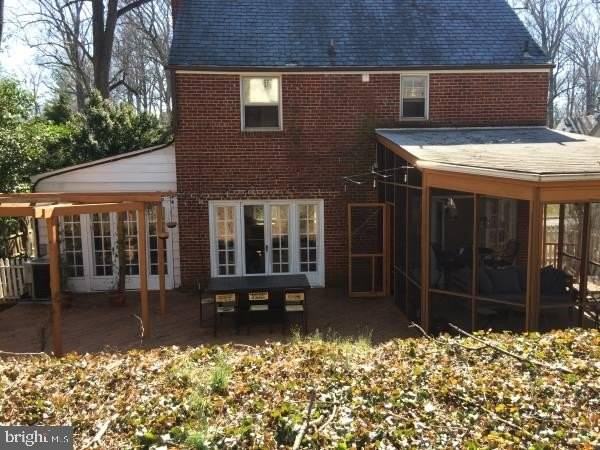 9412 Columbia Blvd - Photo 3 of 29