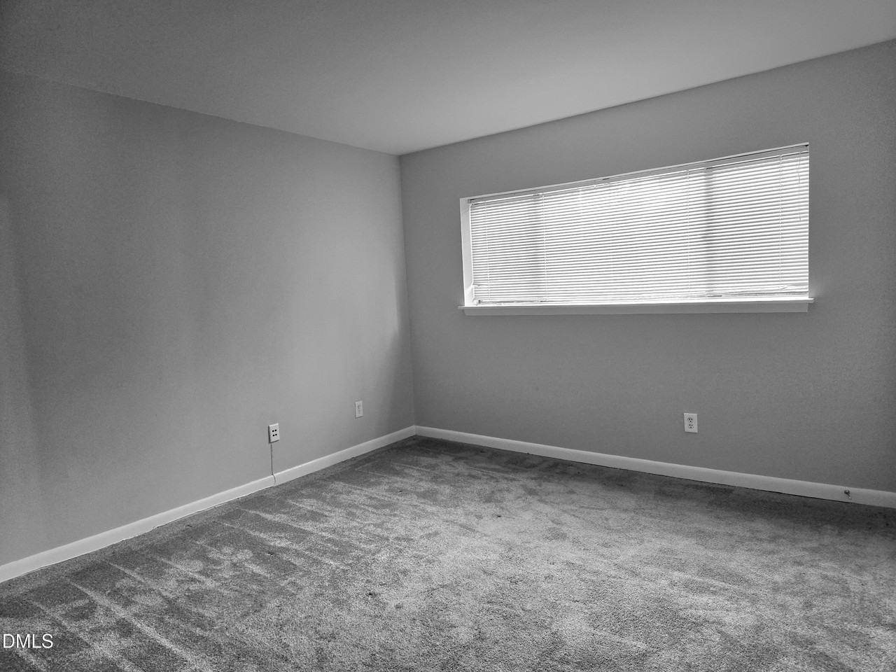 660 Pine Ridge Pl - Photo 5 of 10