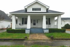 204 E Davis St - Photo 1 of 1