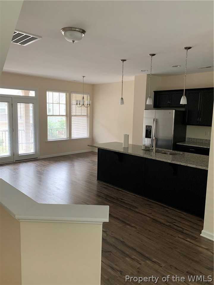 6485 Revere St - Photo 5 of 12