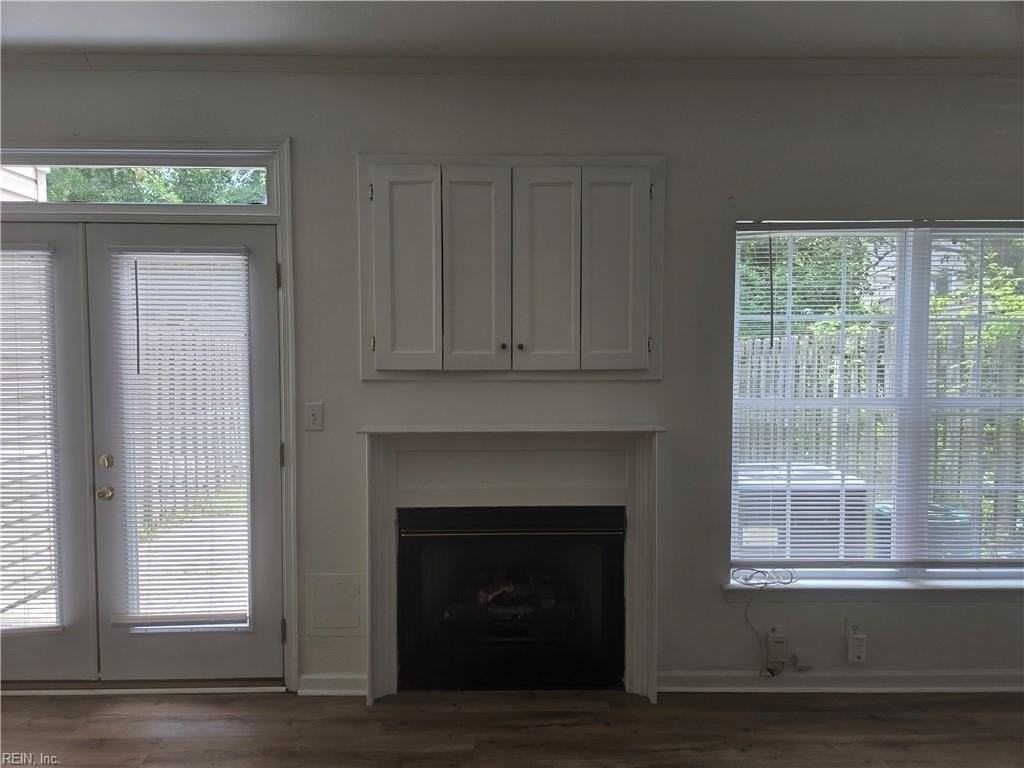 2591 Hartley St - Photo 4 of 24