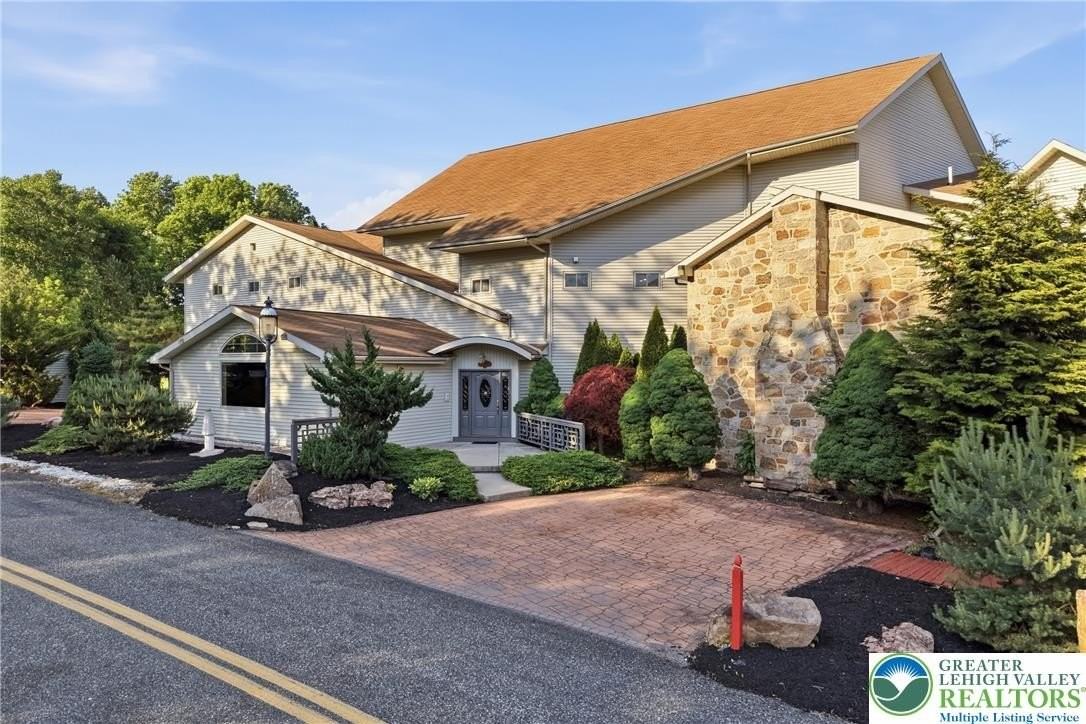 6271 Batman Rd - Photo 2 of 50