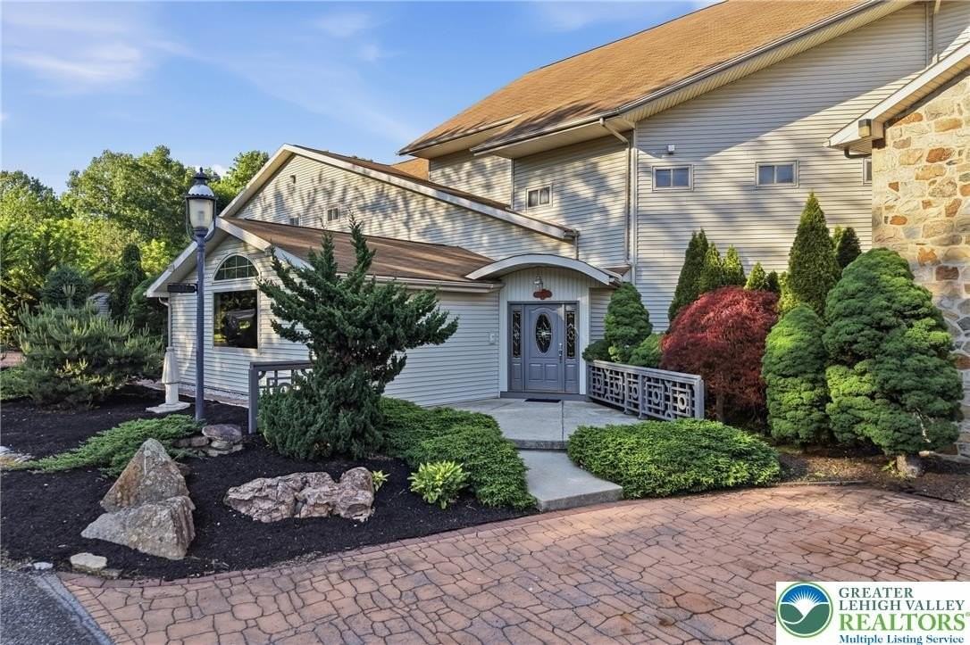 6271 Batman Rd - Photo 3 of 50