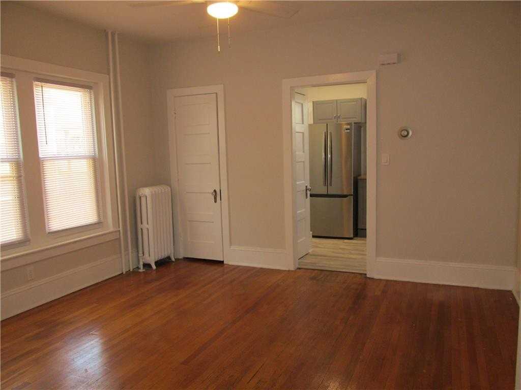 1136 N New St - Photo 6 of 21