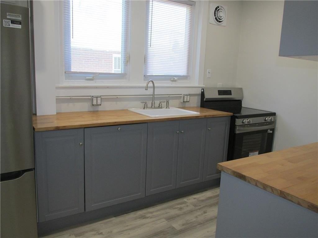 1136 N New St - Photo 7 of 21