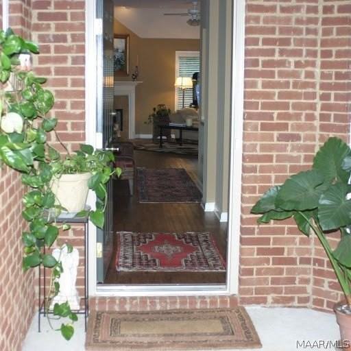 3912 Claiborne Cir - Photo 3 of 15