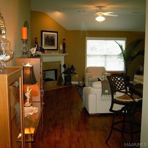 3912 Claiborne Cir - Photo 6 of 15