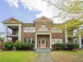 featured image of 1131 S Perry St