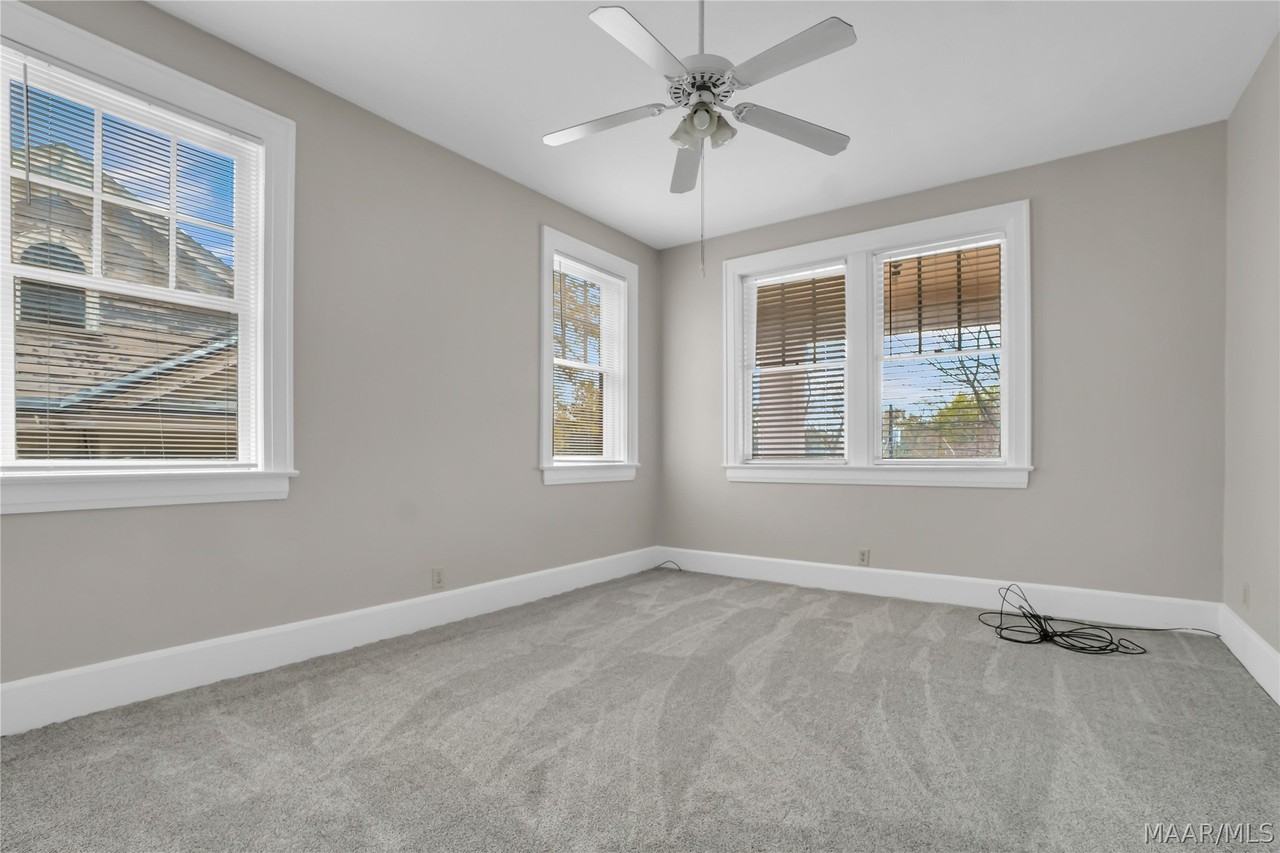 1135 S Perry St - Photo 5 of 8