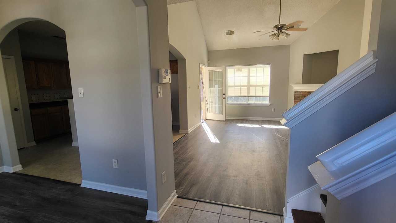 9155 Karen Mill Ln - Photo 3 of 18