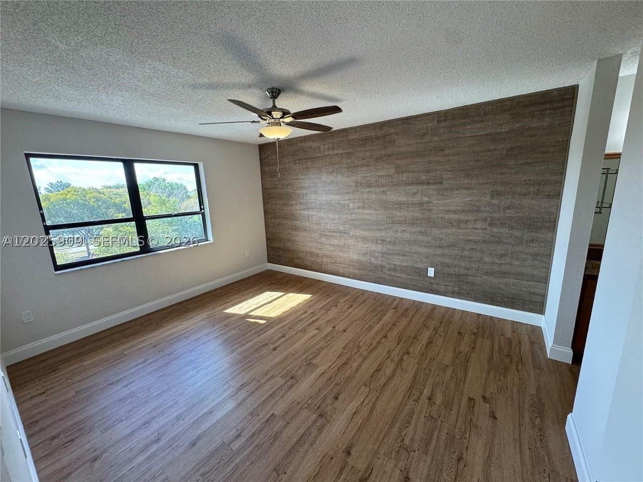1121 Sw 122nd Ave #412-2 - Photo 7 of 14