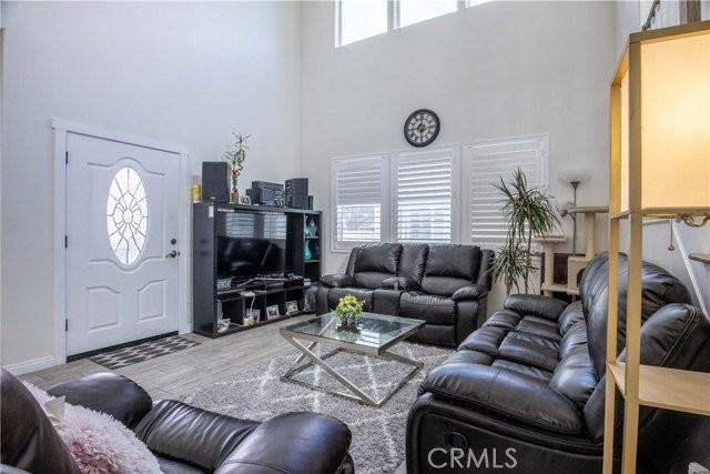 12751 Hazel Ave - Photo 6 of 8