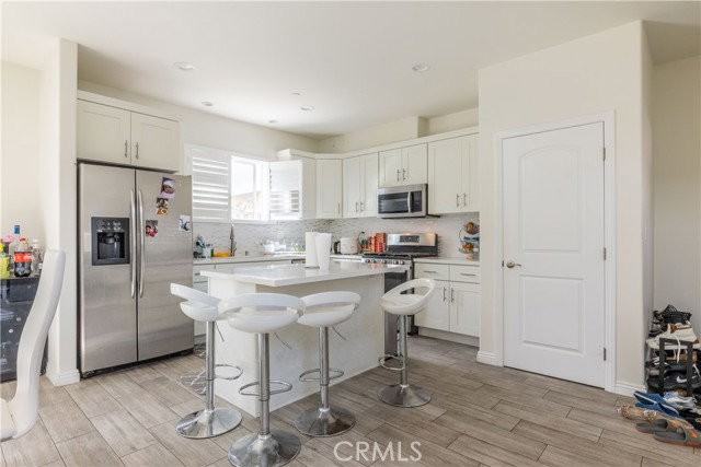 12751 Hazel Ave - Photo 7 of 8