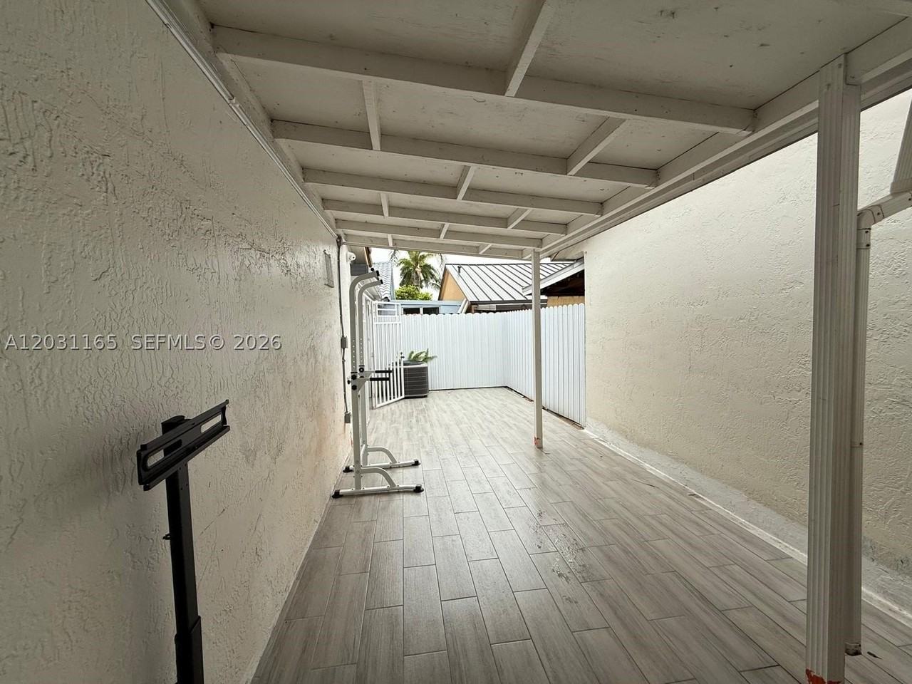 8738 Nw 116th Ter #0 - Photo 4 of 15