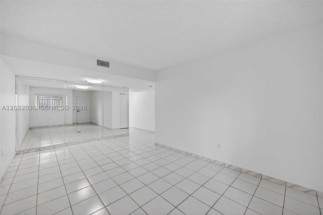 800 Sw 104th Ct #A103 - Photo 2 of 31