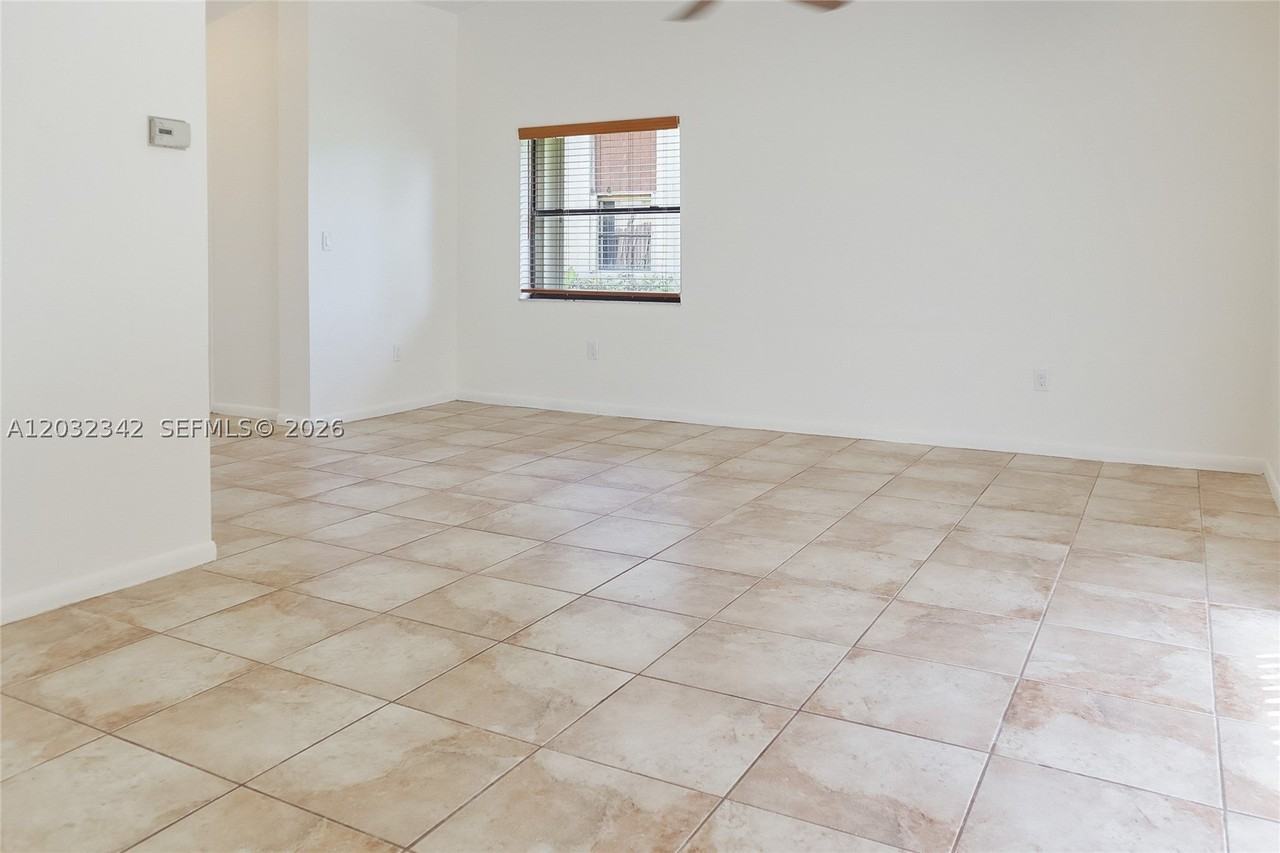 11521 Sw 109th Rd #10A - Photo 6 of 19