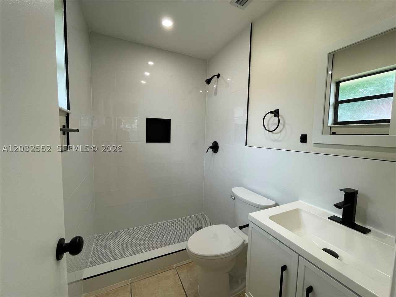 1511 San Remo Cir #1511 - Photo 7 of 22