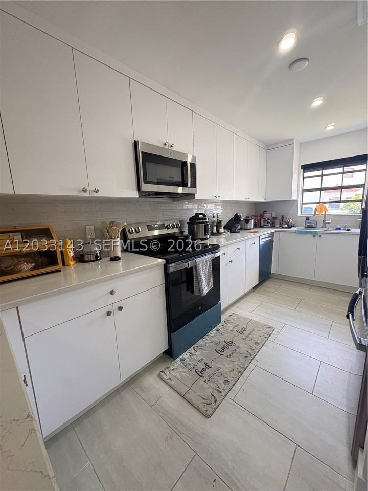 15430 Sw 74th Circle Ct #501 - Photo 4 of 21