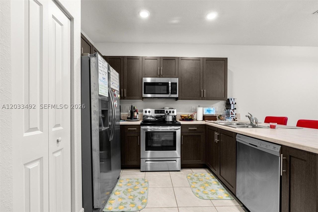 24486 Sw 119th Pl - Photo 3 of 18