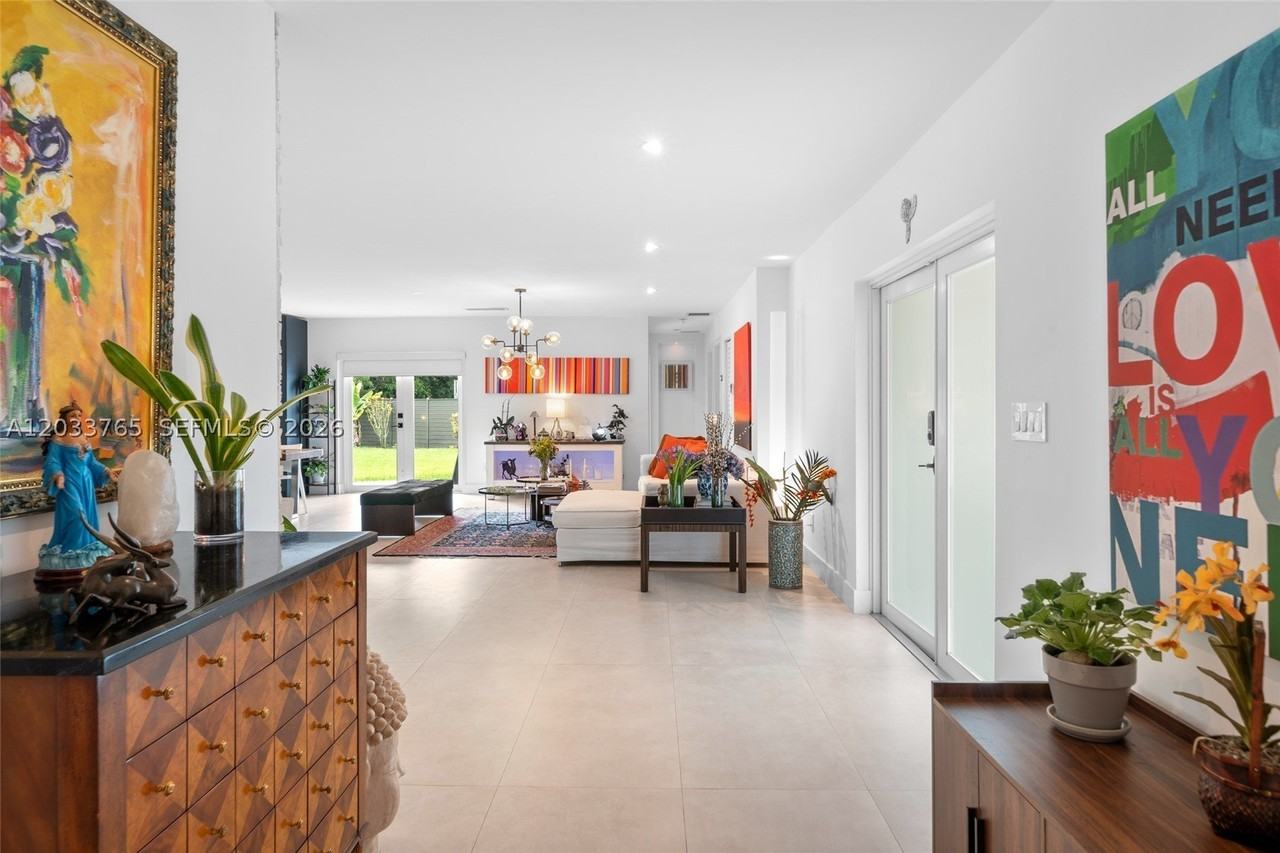 8535 Sw 100th Ave - Photo 4 of 36