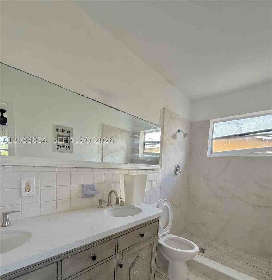 4540 Sw 43rd Ave #4540 - Photo 6 of 17