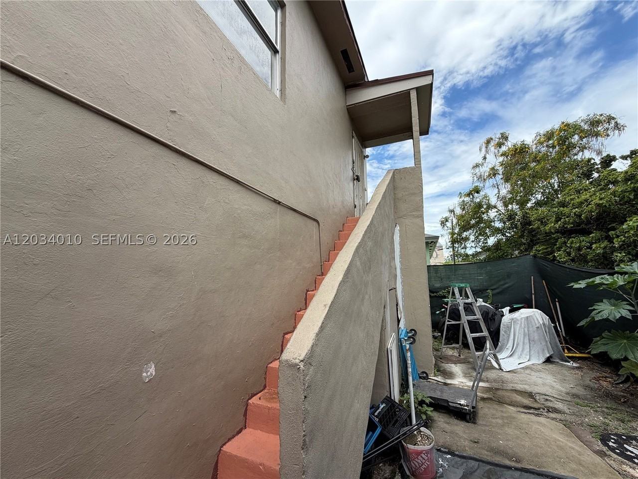 1579 Nw 68th St #B - Photo 2 of 9