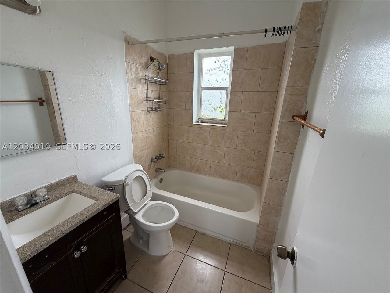1579 Nw 68th St #B - Photo 7 of 9